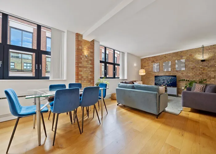 Spitalfields Sanctuary 2 Bed 2 Bath 100Sqm Aprt